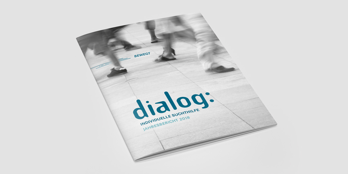 Dialog_Katalog_2019_mockup01