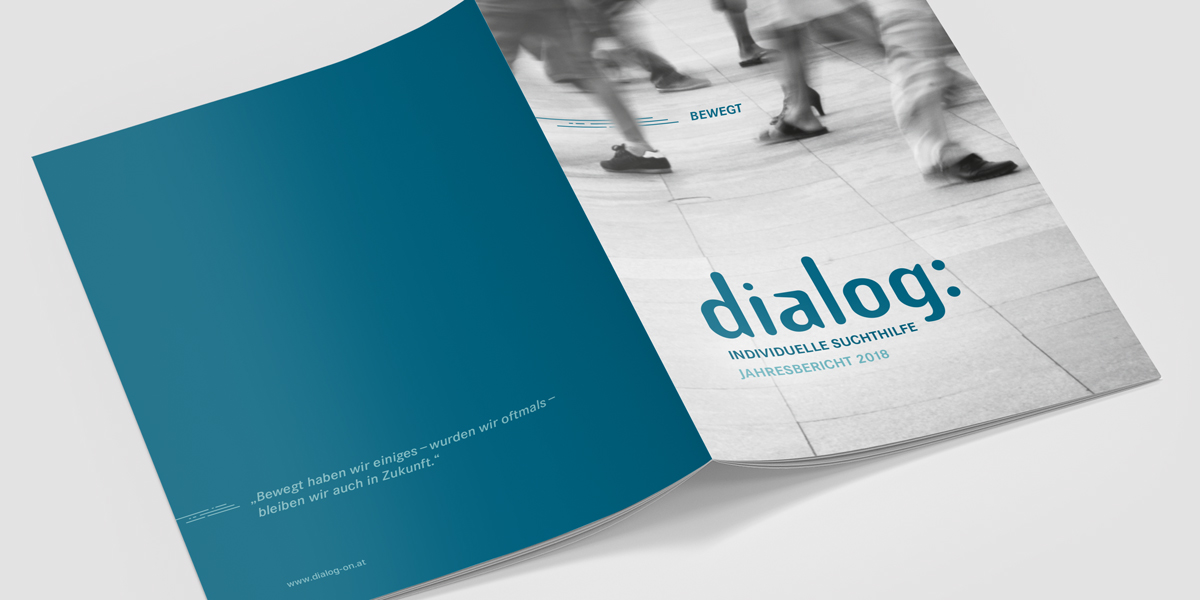 Dialog_Katalog_2019_mockup03